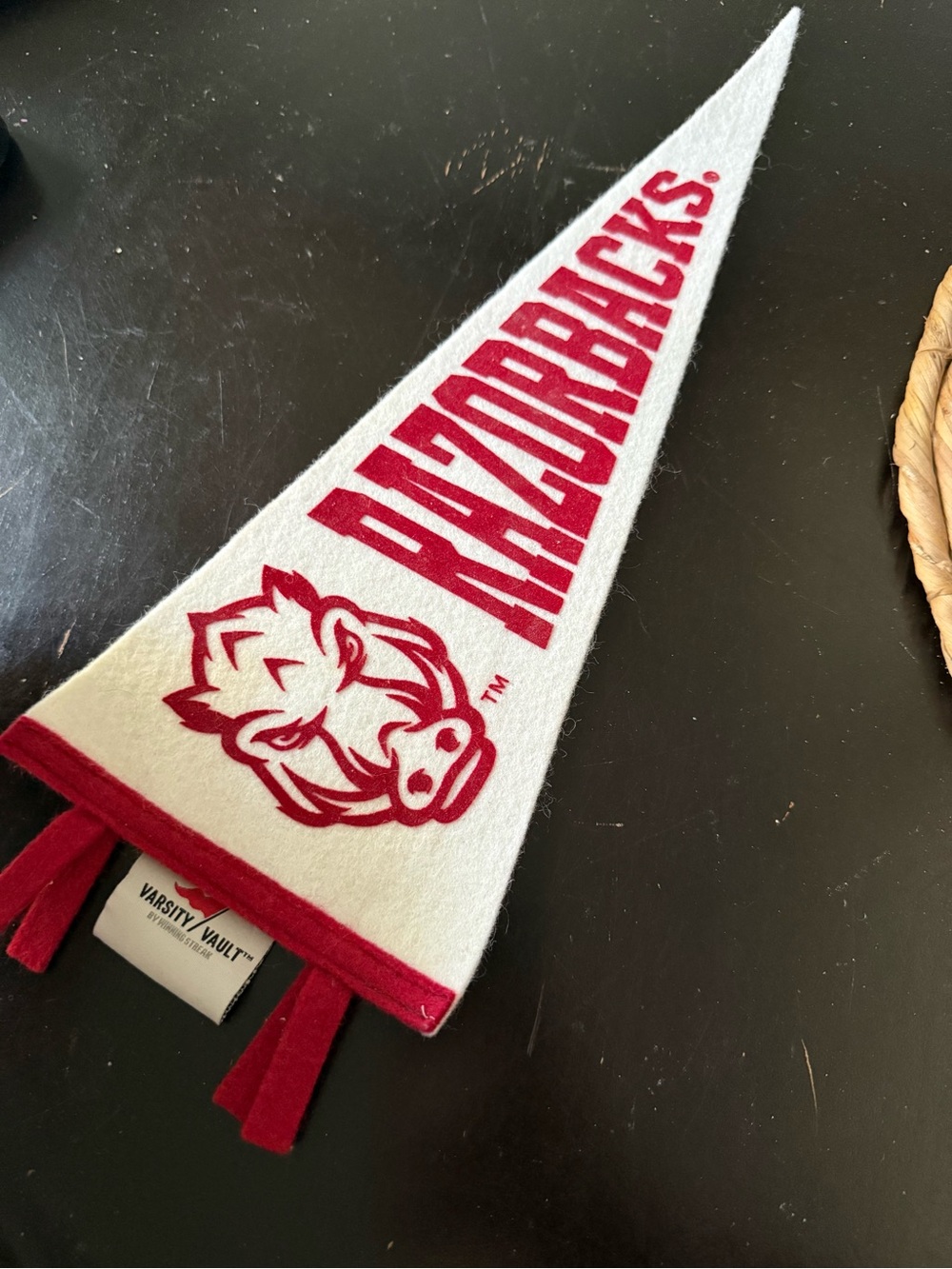 ARKANSAS RAZORBACKS 6x16 LOGO PENNANT